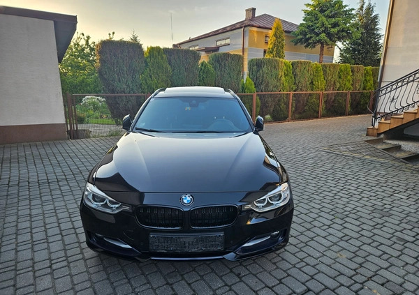 BMW Seria 3 cena 47900 przebieg: 215000, rok produkcji 2014 z Parczew małe 232
